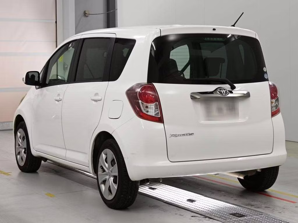 TOYOTA RACTIS