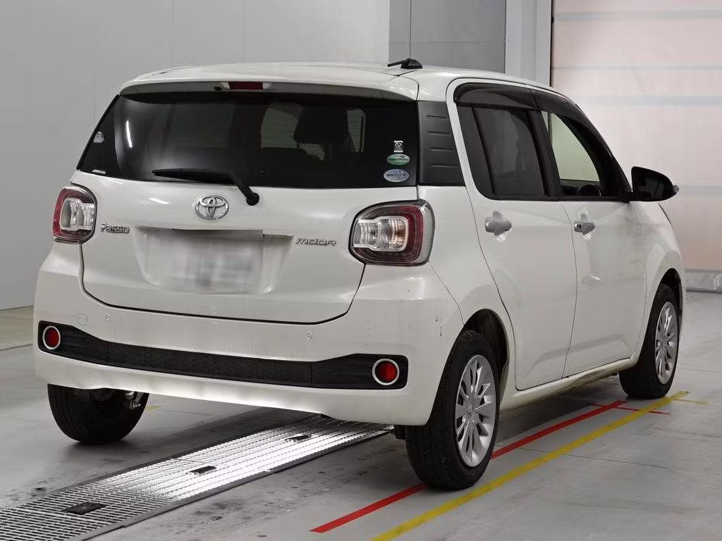 TOYOTA PASSO
