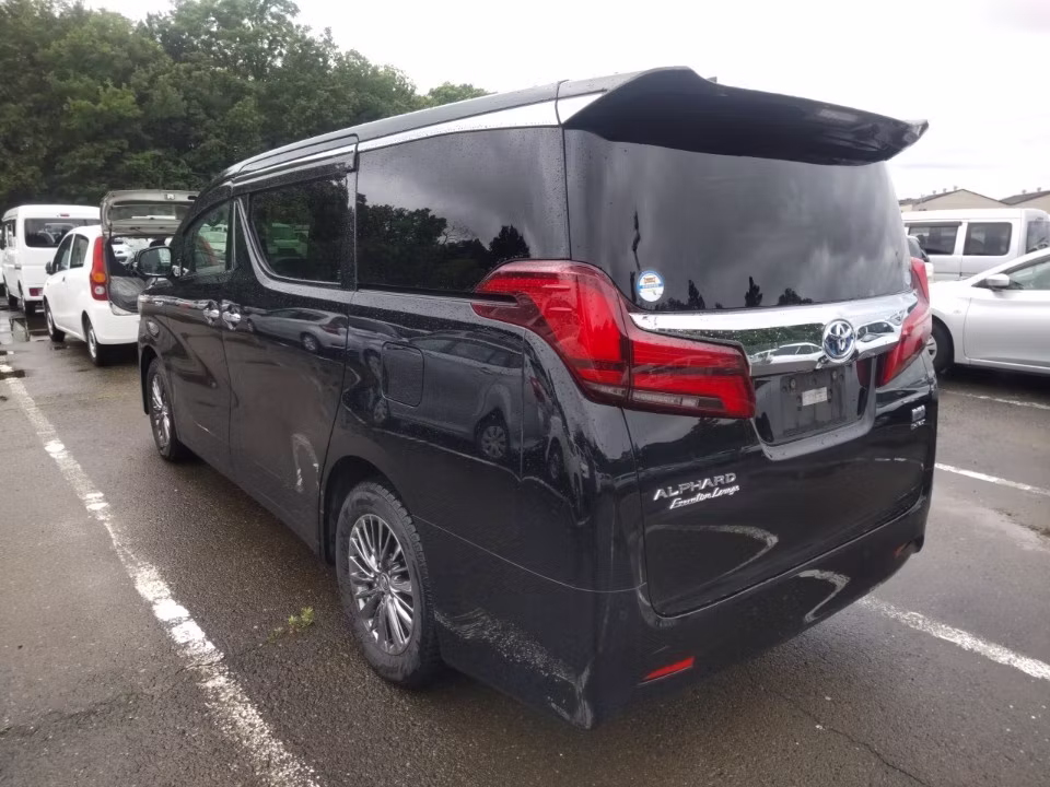 TOYOTA ALPHARD