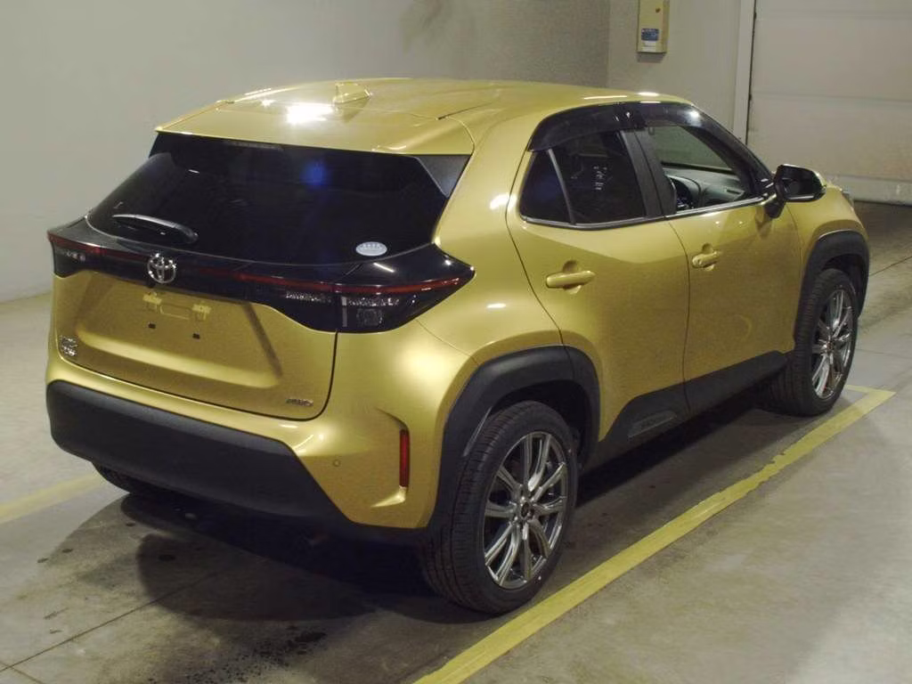 TOYOTA YARIS CROSS