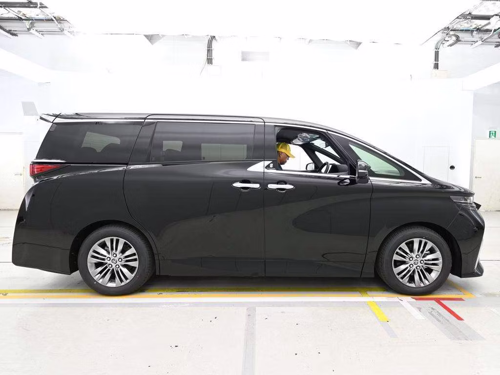 TOYOTA ALPHARD