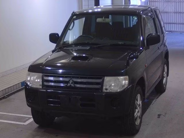 MITSUBISHI PAJERO MINI