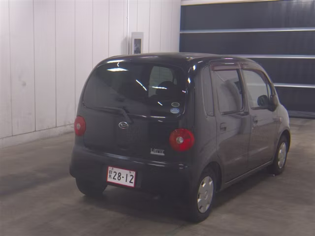 DAIHATSU MOVE LATTE
