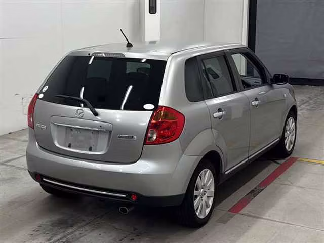 MAZDA VERISA