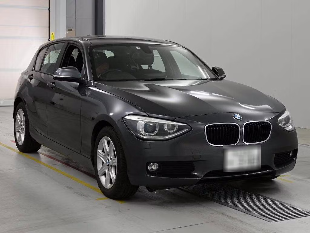 BMW 1-SERIES
