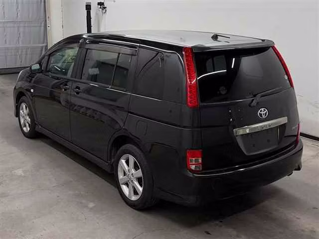 TOYOTA ISIS