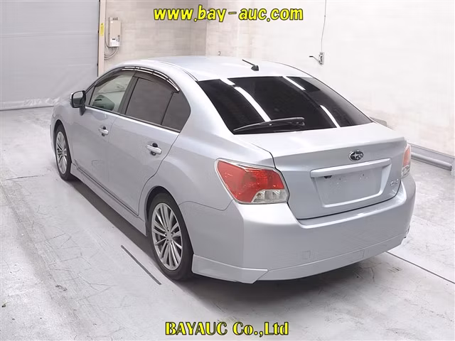 SUBARU IMPREZA