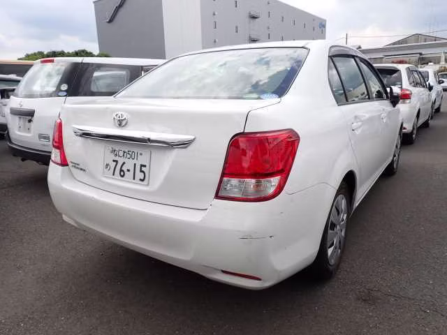 TOYOTA COROLLA AXIO