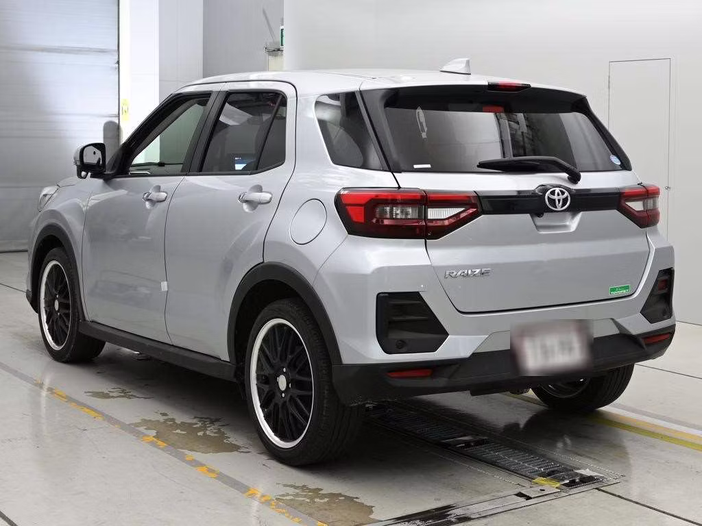 TOYOTA RAIZE