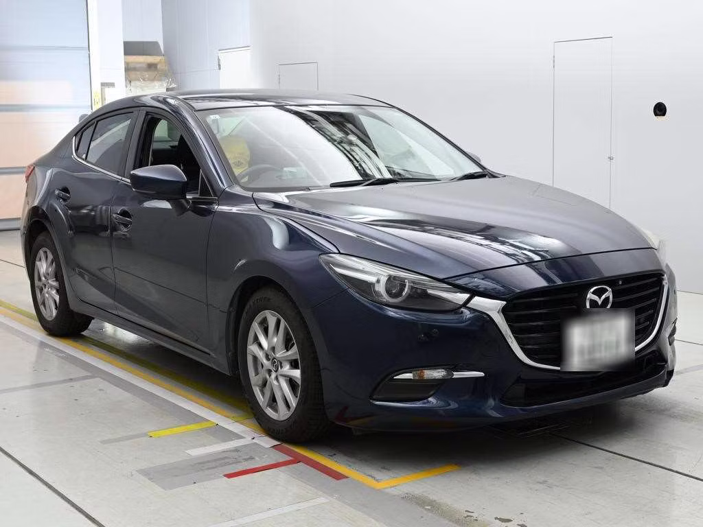 MAZDA AXELA