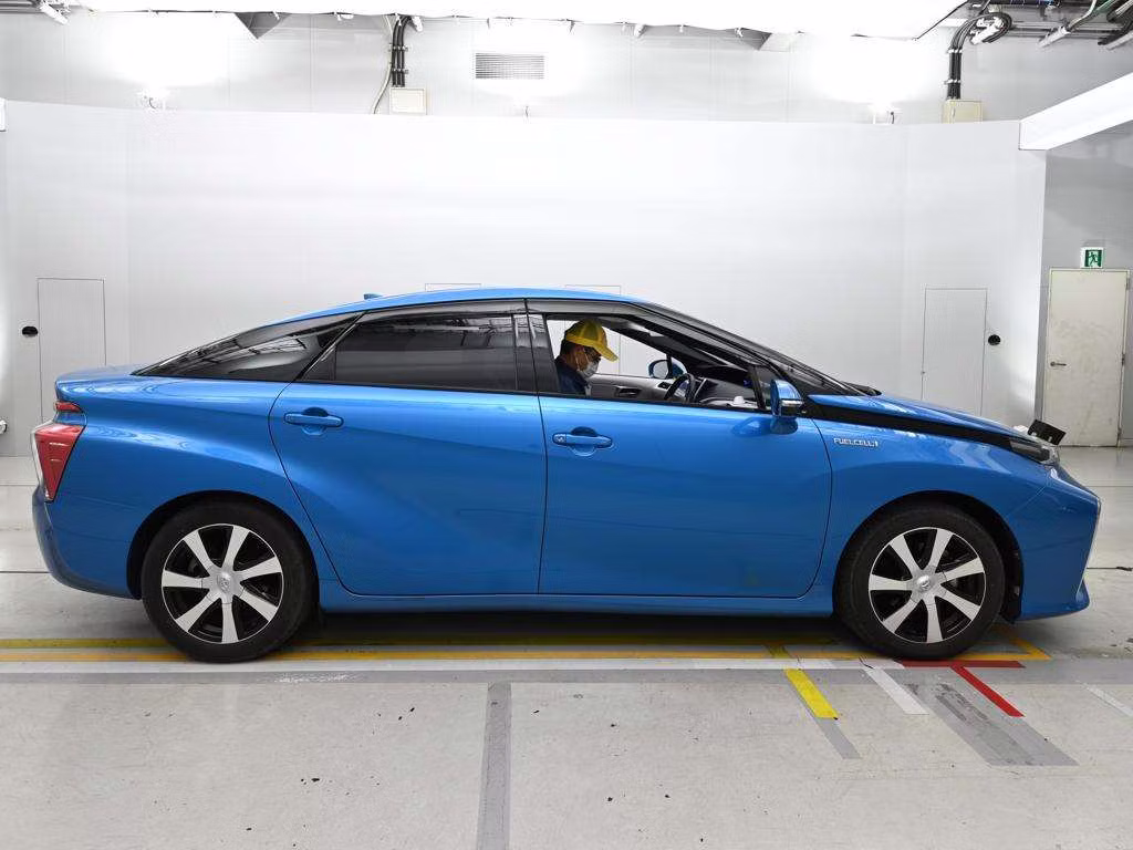 TOYOTA MIRAI