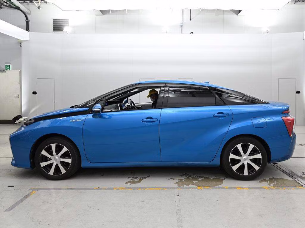 TOYOTA MIRAI