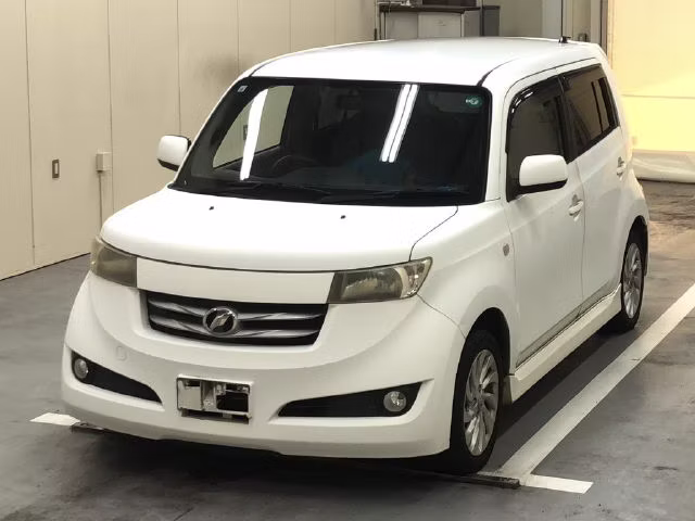 TOYOTA BB