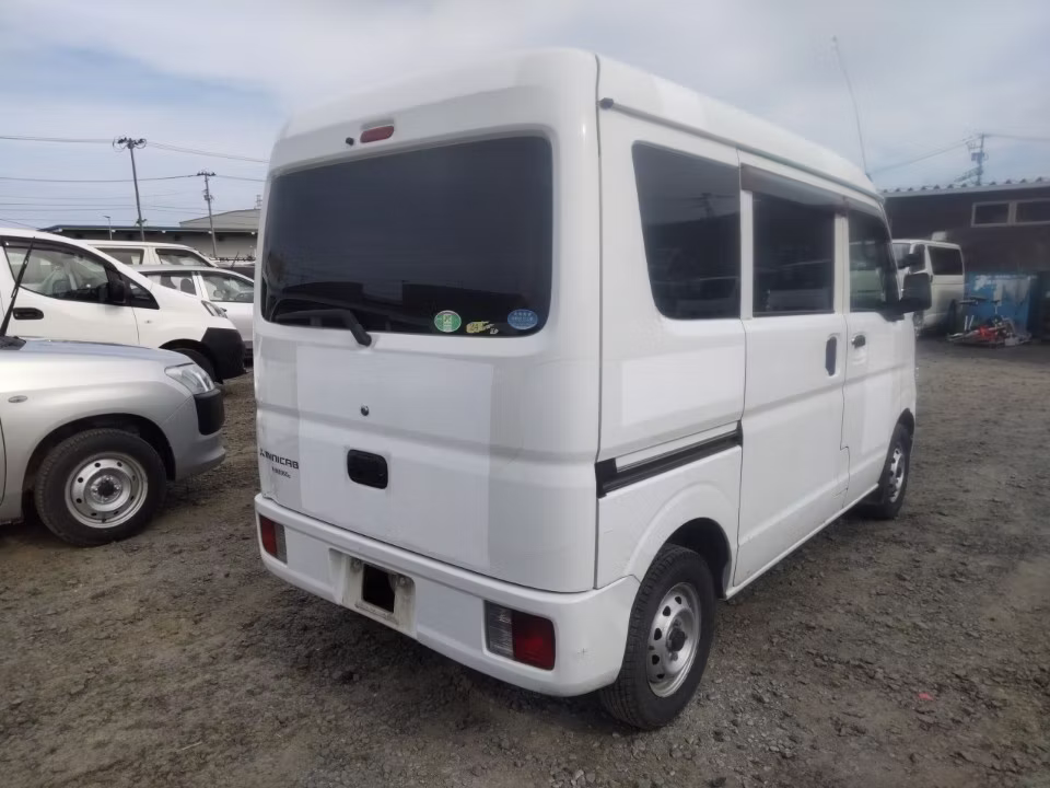 MITSUBISHI MINICAB