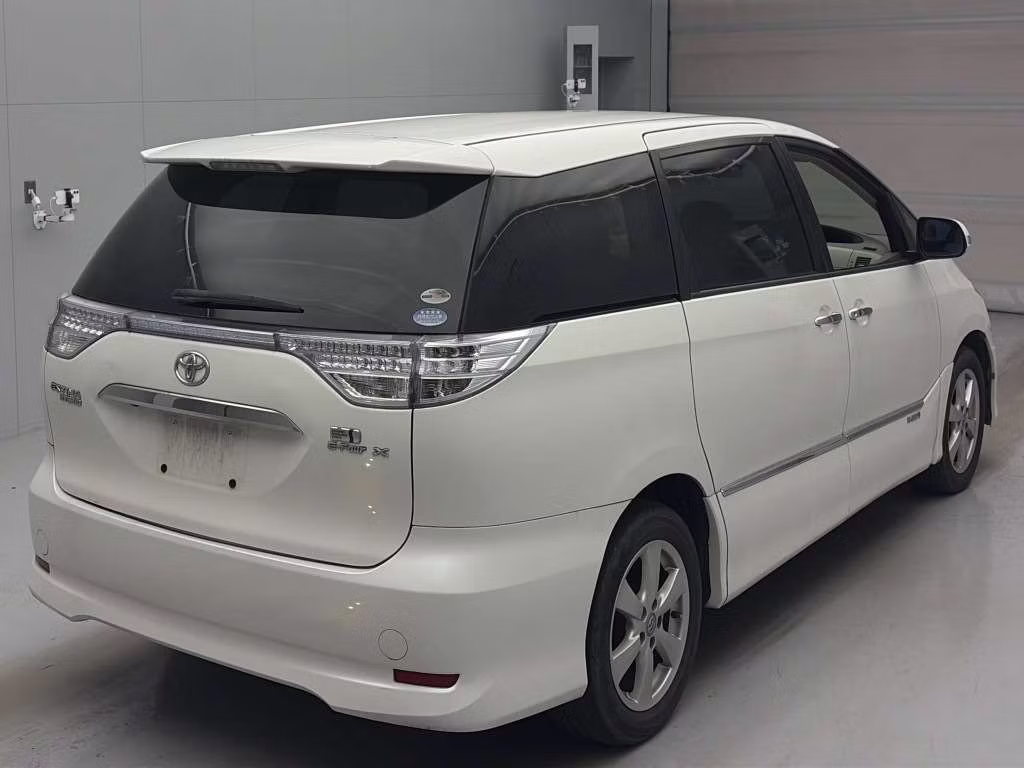 TOYOTA ESTIMA