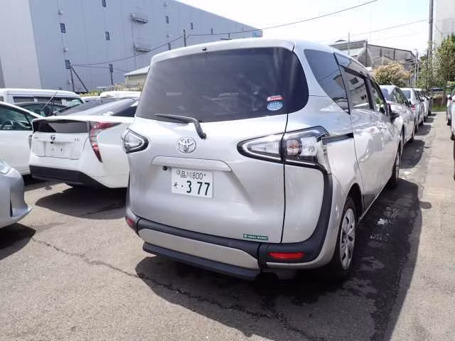 TOYOTA SIENTA