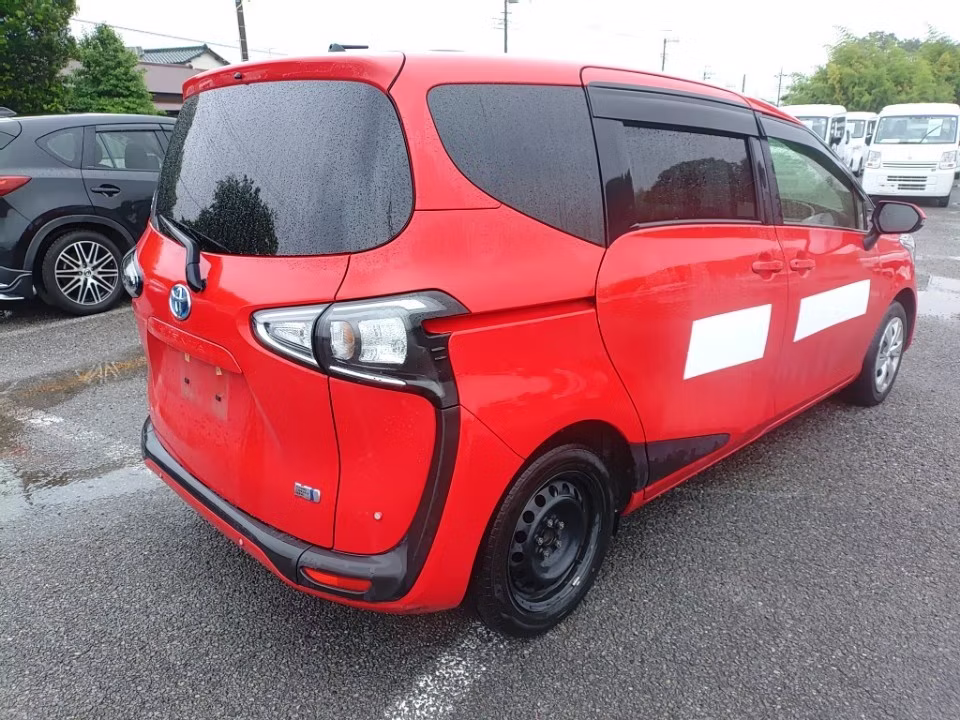 TOYOTA SIENTA