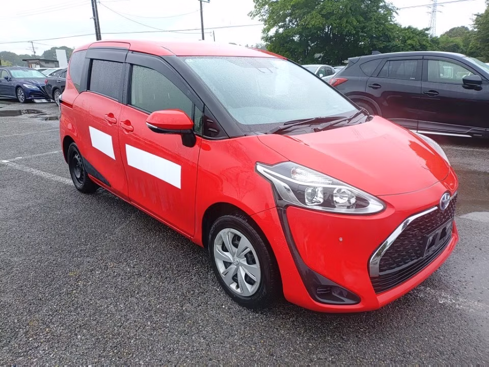 TOYOTA SIENTA