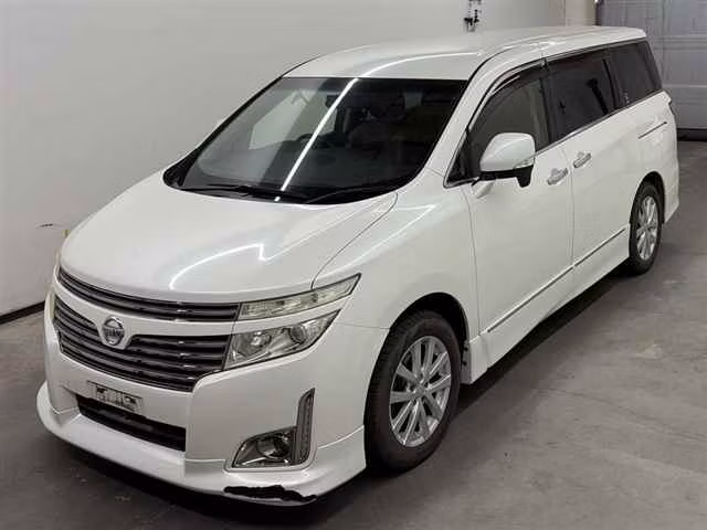 NISSAN ELGRAND