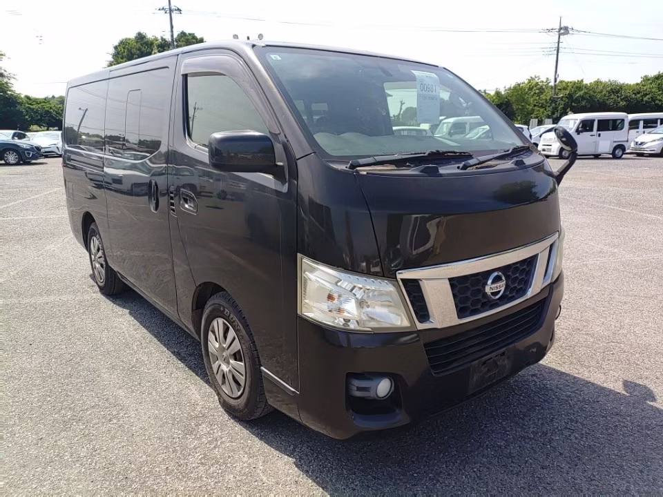 NISSAN NV350 CARAVAN