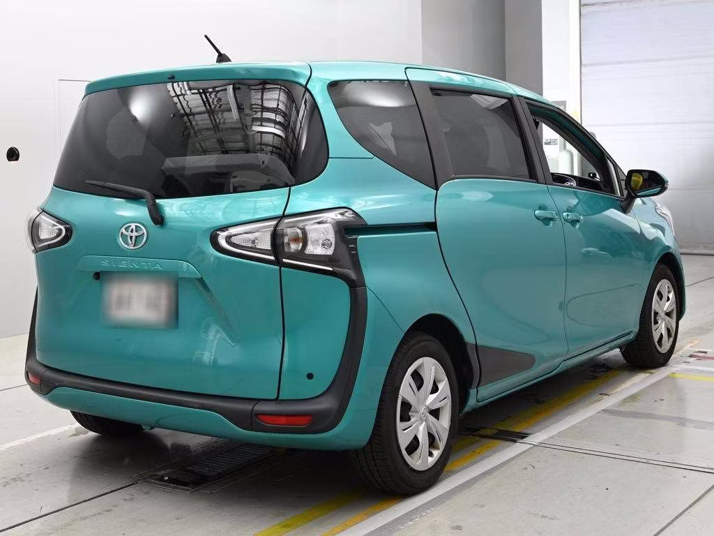 TOYOTA SIENTA