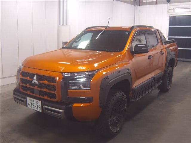 MITSUBISHI TRITON