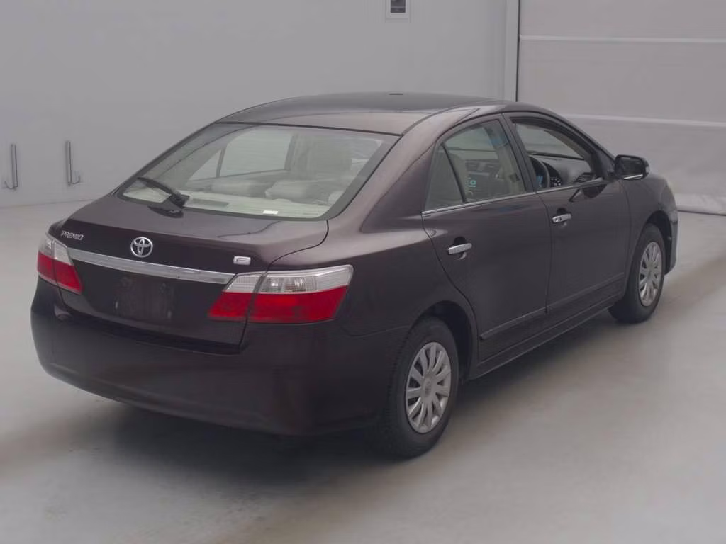 TOYOTA PREMIO