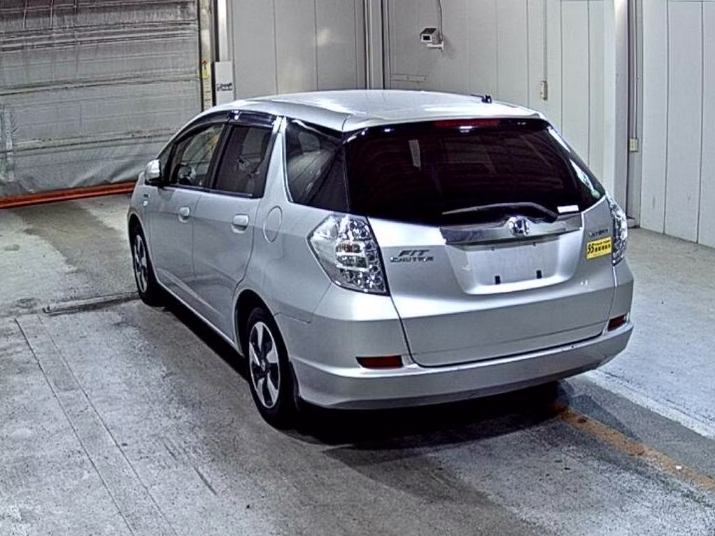 HONDA FIT SHUTTLE