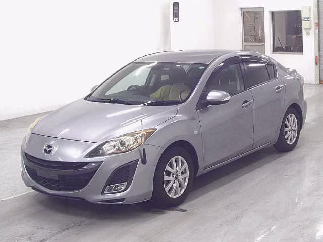 MAZDA AXELA