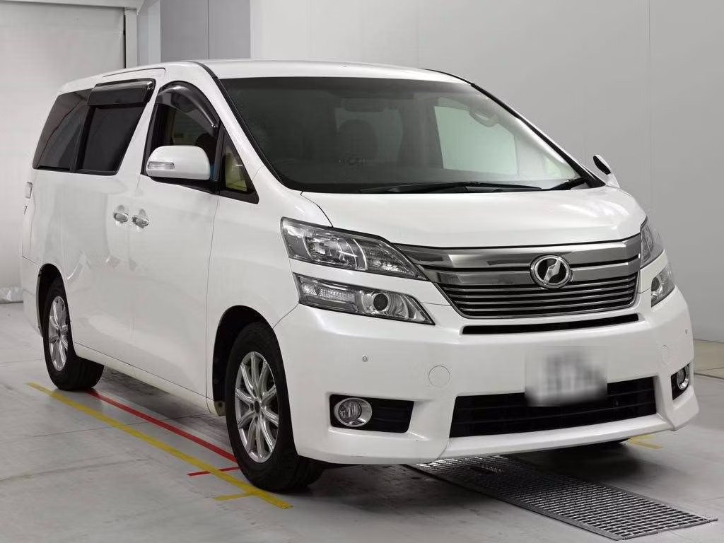 TOYOTA VELLFIRE