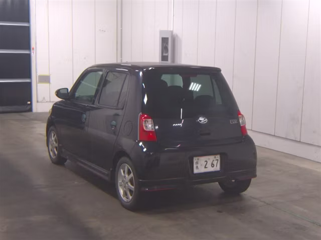 DAIHATSU ESSE