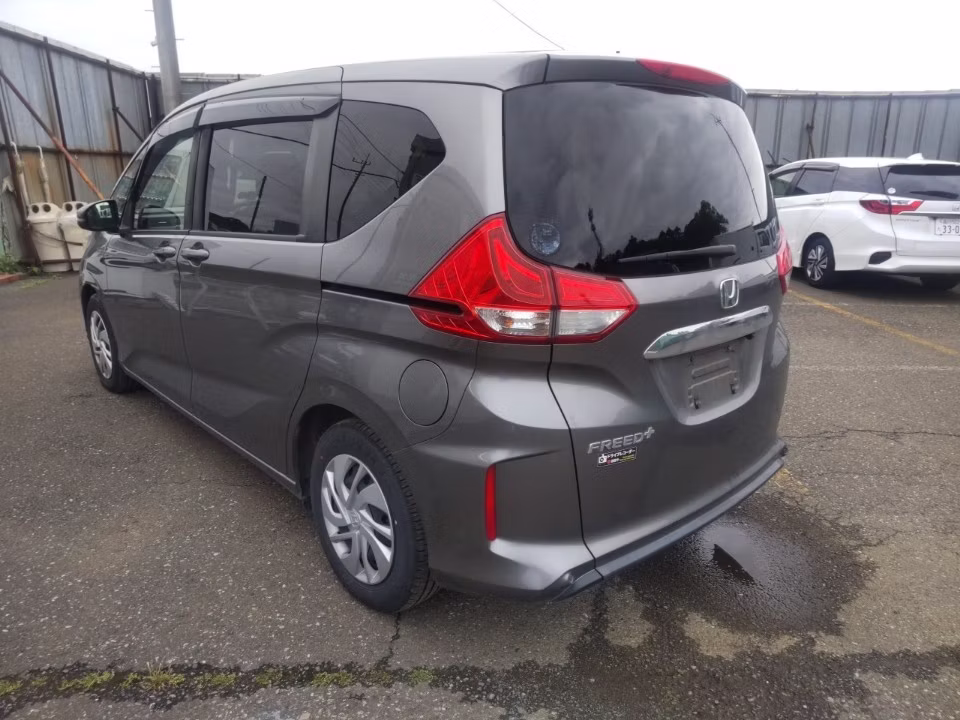 HONDA FREED+