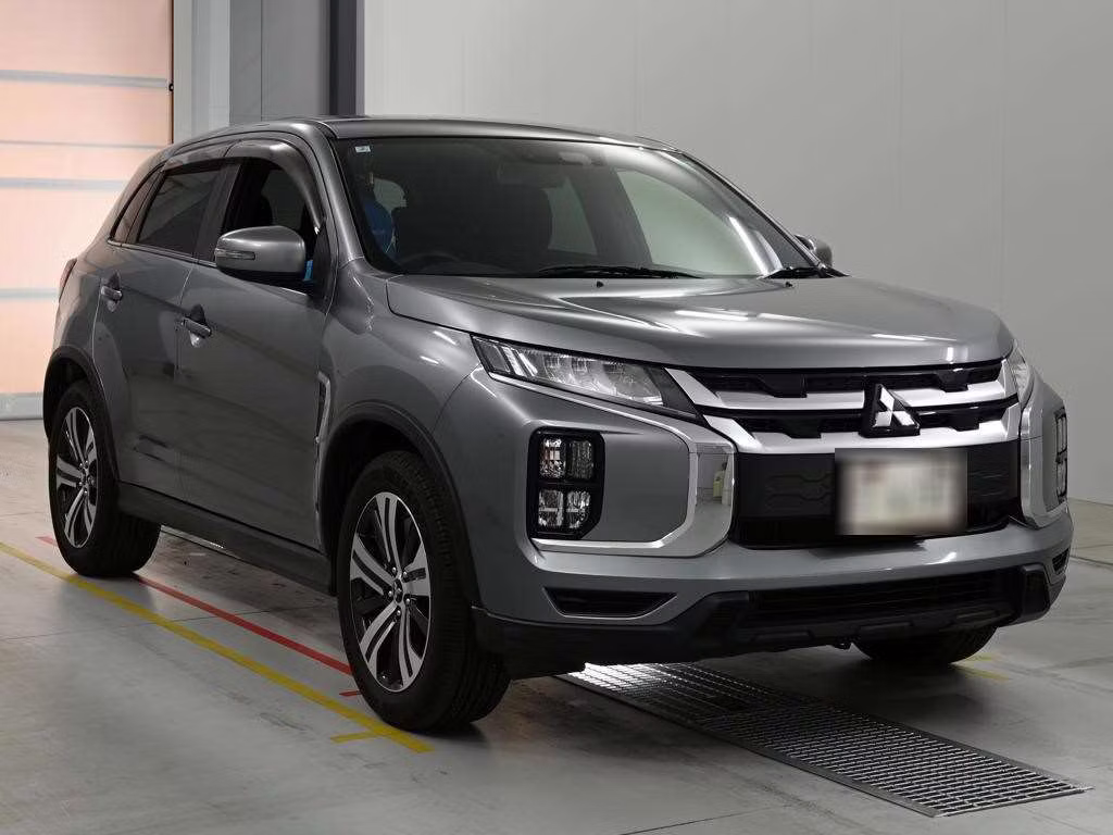 MITSUBISHI RVR