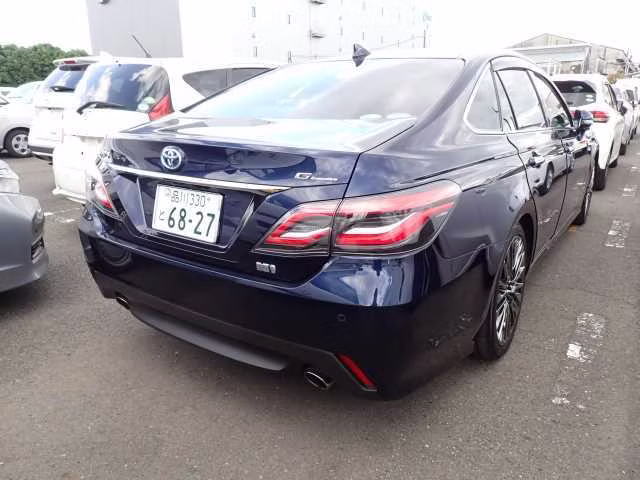 TOYOTA CROWN