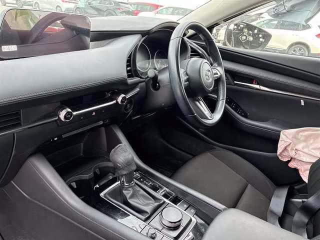 MAZDA MAZDA3