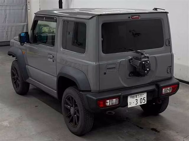 SUZUKI JIMNY SIERRA