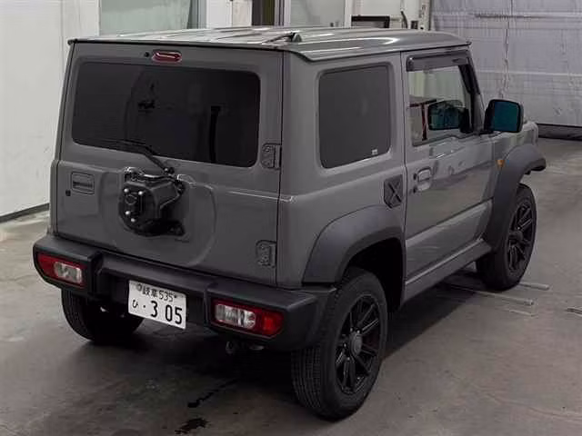 SUZUKI JIMNY SIERRA