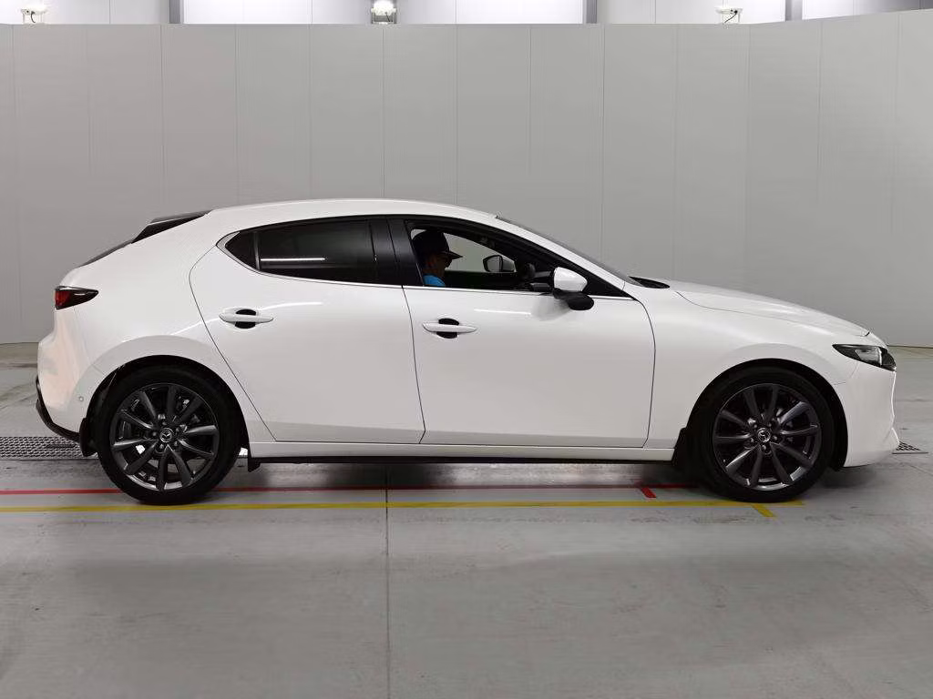 MAZDA MAZDA3