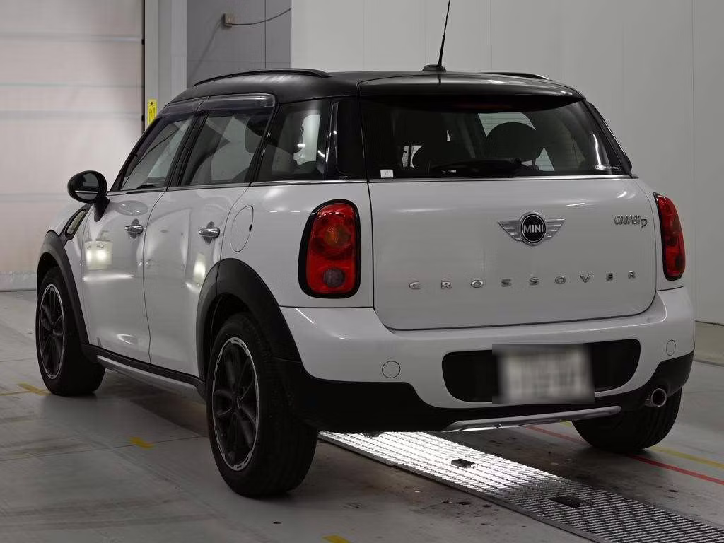 MINI CROSSOVER