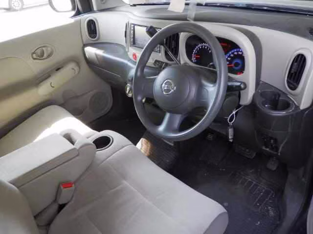 NISSAN CUBE