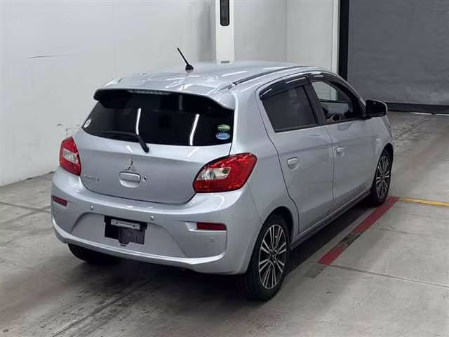 MITSUBISHI MIRAGE