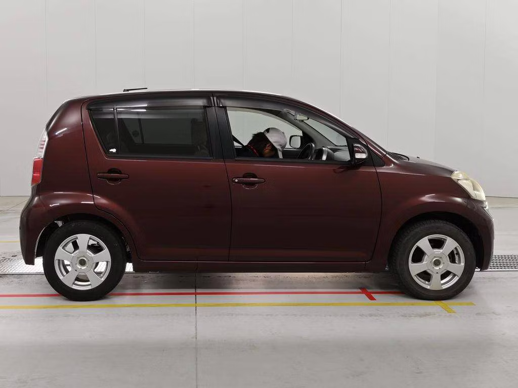 TOYOTA PASSO