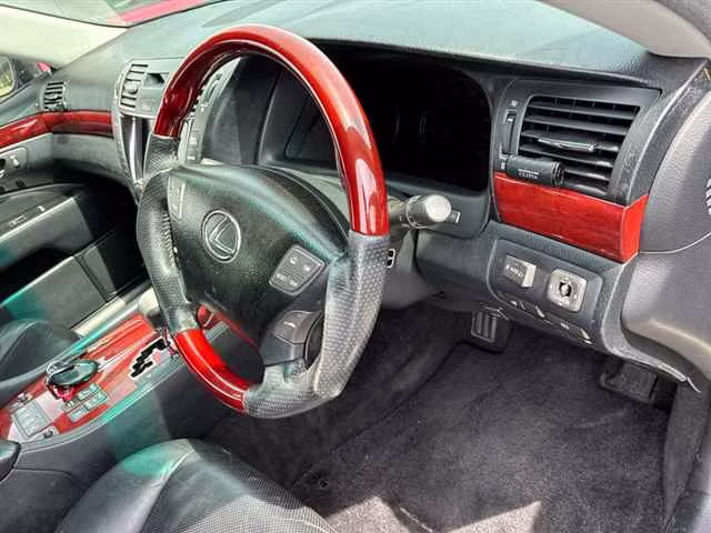 LEXUS LS460