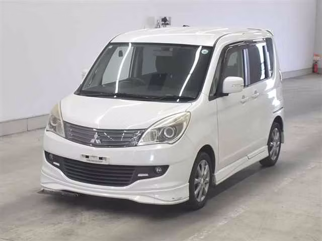 MITSUBISHI DELICA D:2