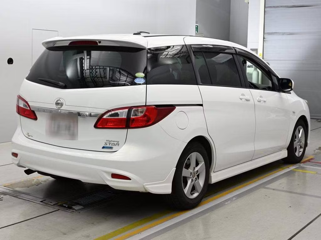 NISSAN LAFESTA