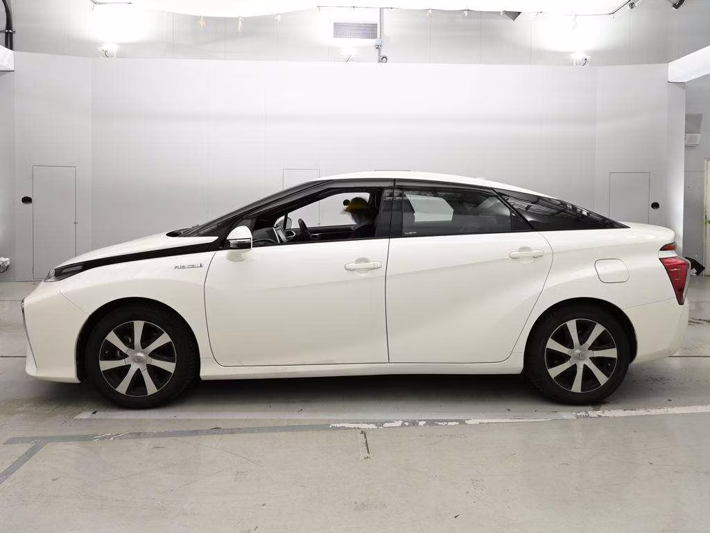 TOYOTA MIRAI