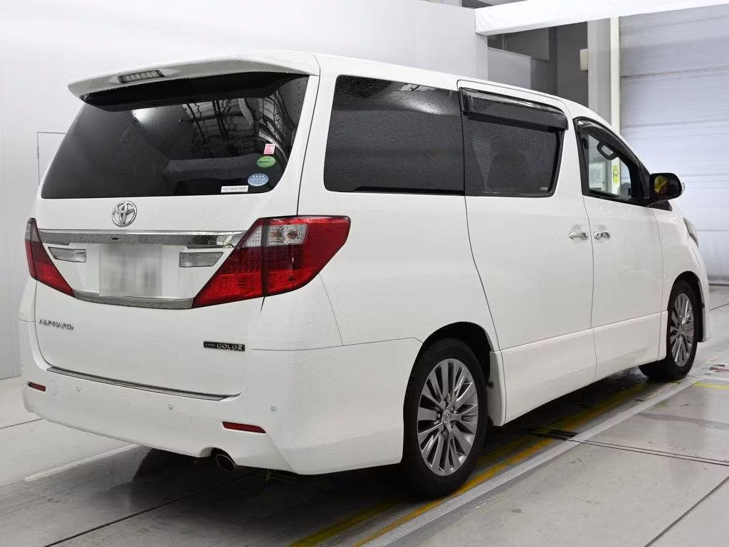 TOYOTA ALPHARD