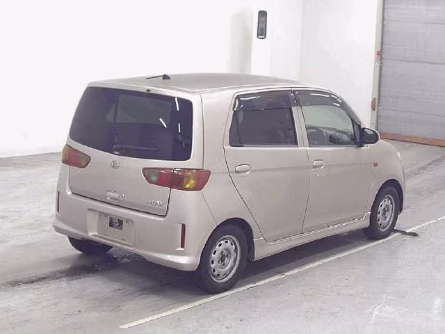 DAIHATSU MAX