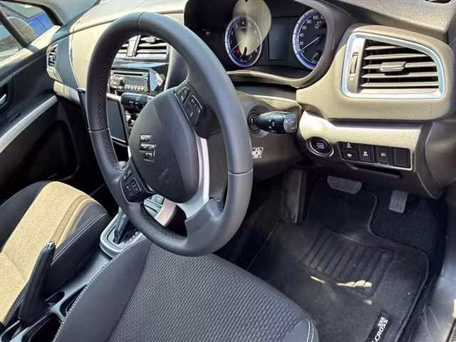 SUZUKI SX4