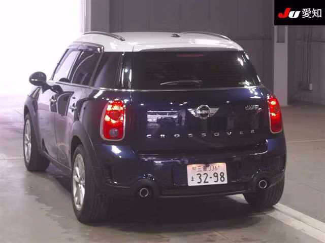 MINI CROSSOVER